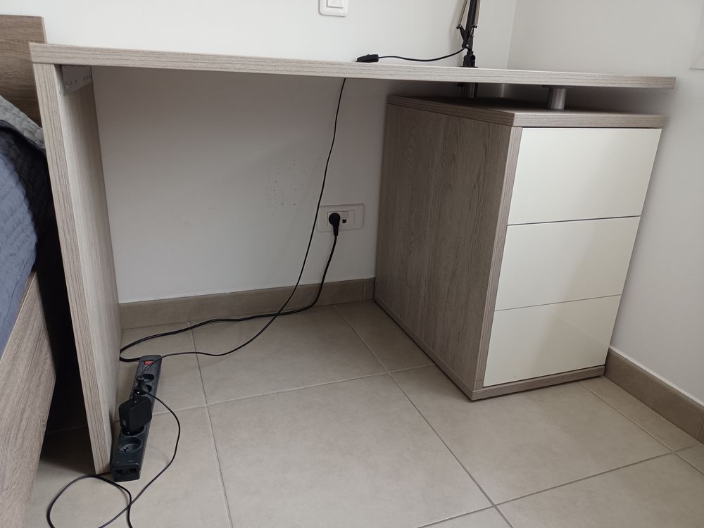 Bureau 3 tiroirs 90 Narbonne (11)