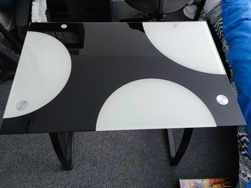 Bureau en verre avec cadre en fer 18 Montreuil (93)