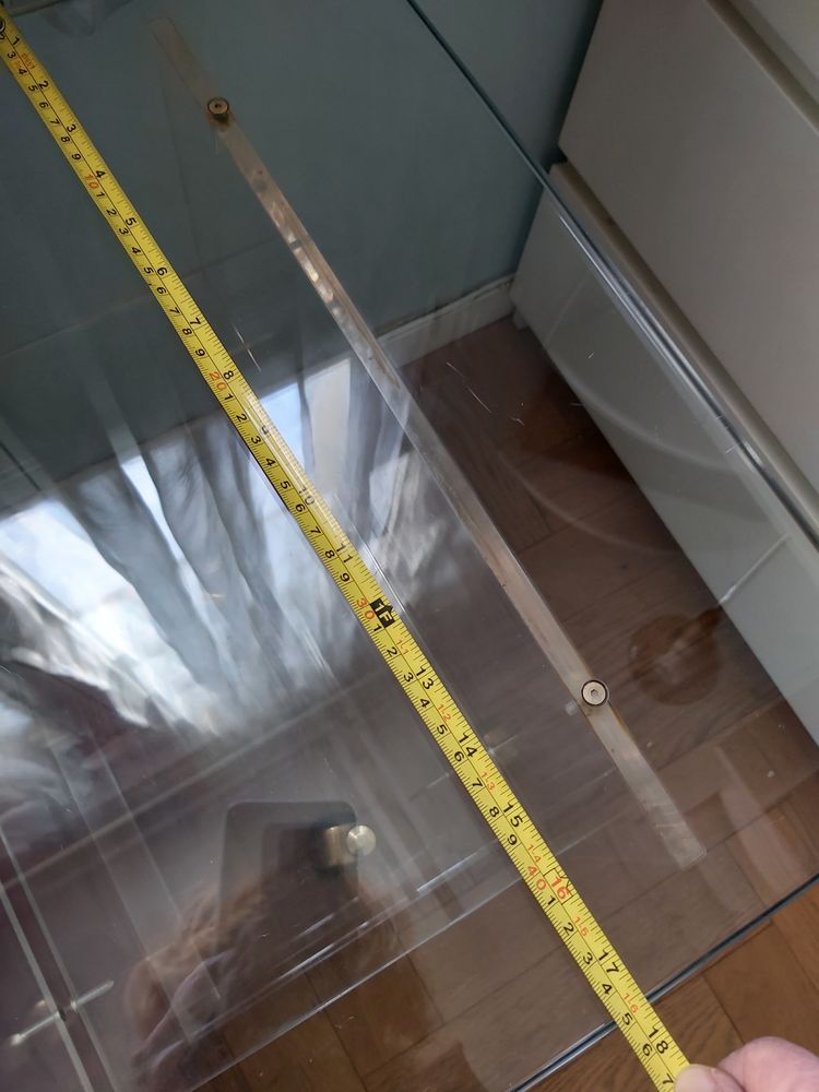 Bureau en verre 62 haut x 45 larg x 90 long 50 Bry-sur-Marne (94)