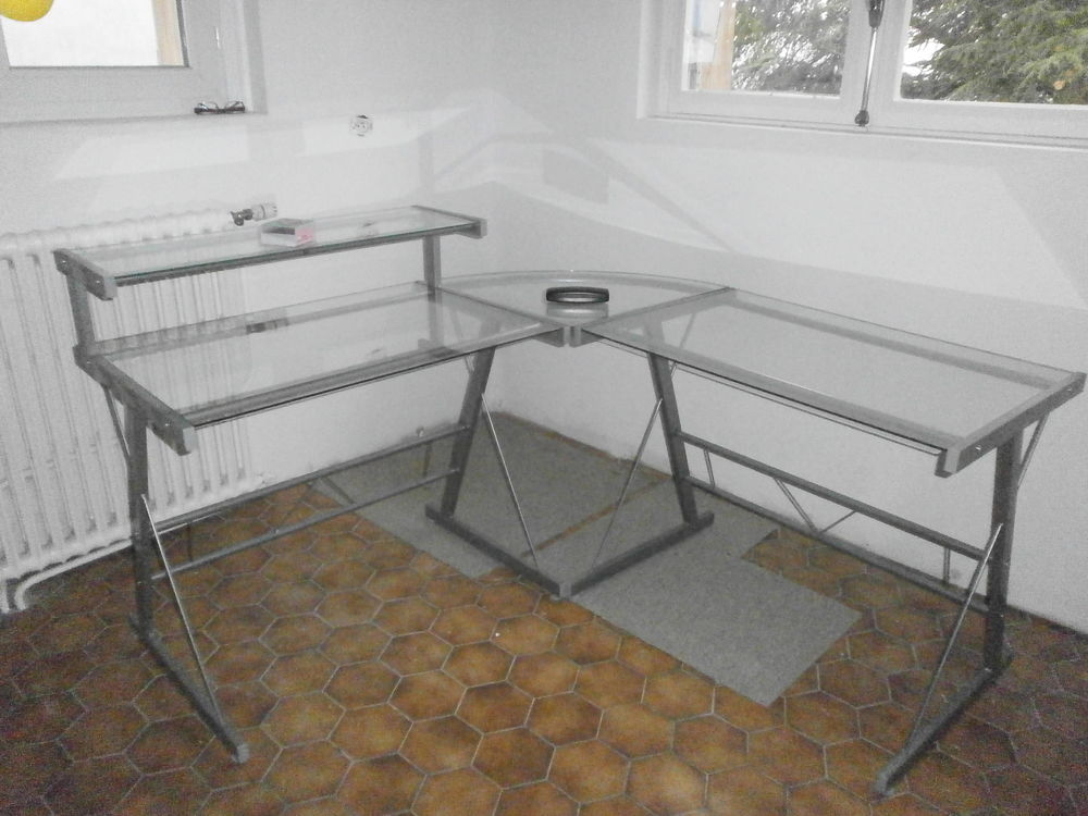 bureau verre et m�tal type informatique 55 Sorbiers (42)