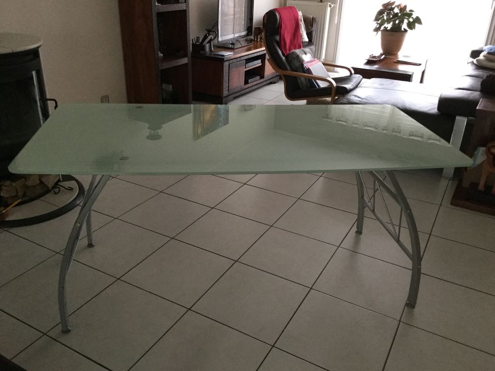  Bureau en verre securit 0 Coubron (93)