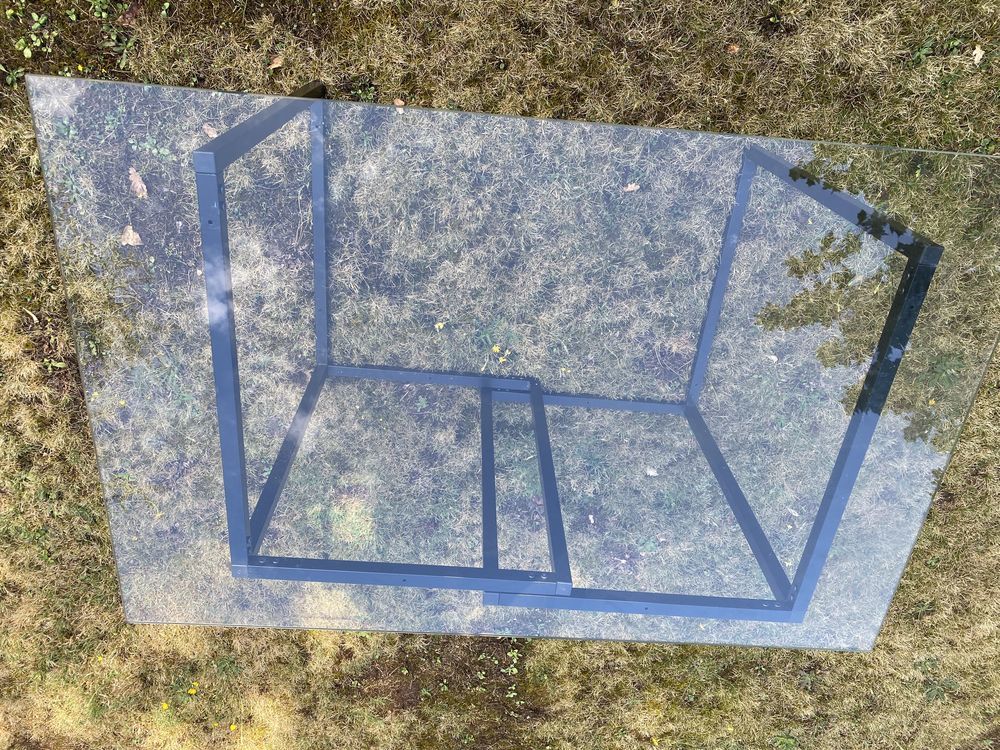 bureau en verre tremp�  + tr�teaux. 70 Bressuire (79)