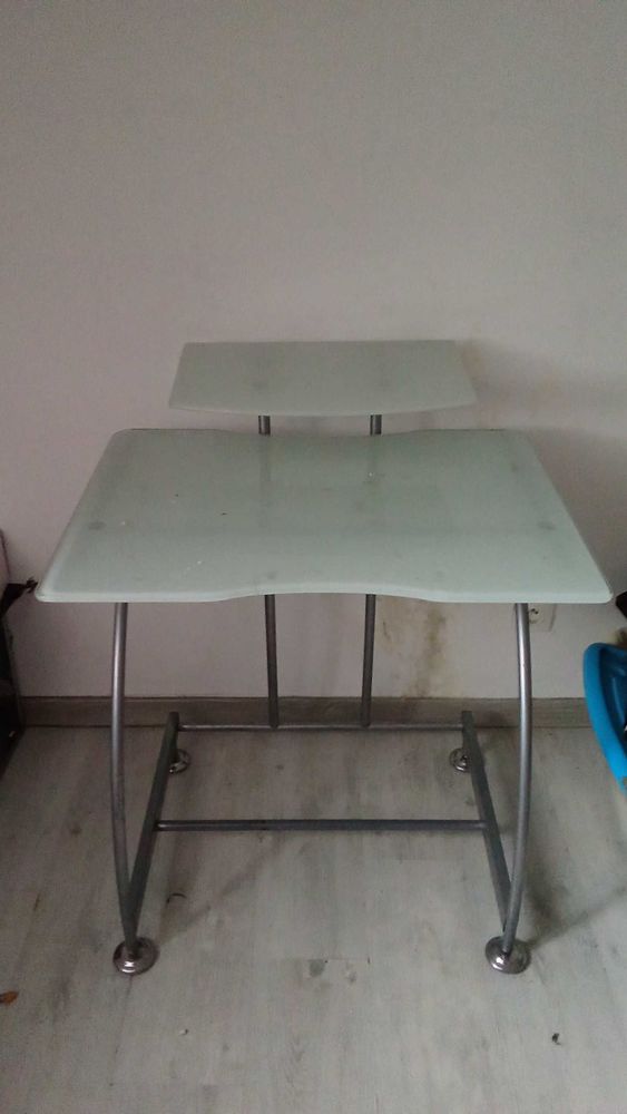 Bureau en verre 15 La Fert�-Bernard (72)