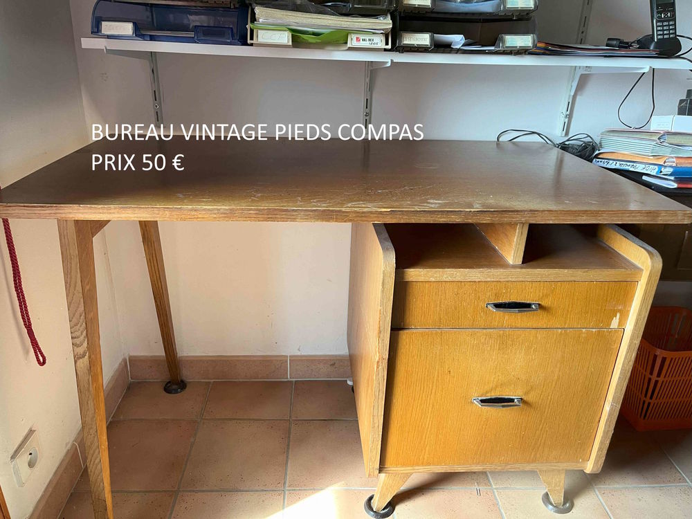 BUREAU VINTAGE PIEDS COMPAS 50 Saint-Blaise (06)