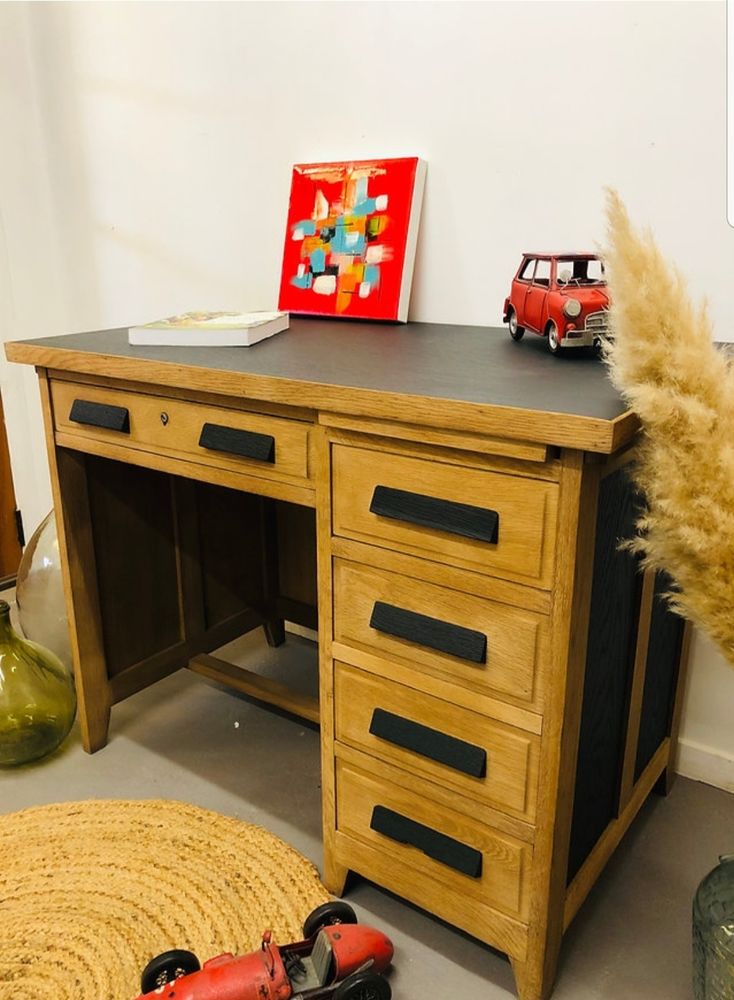 Bureau vintage 320 Montreuil-Bellay (49)