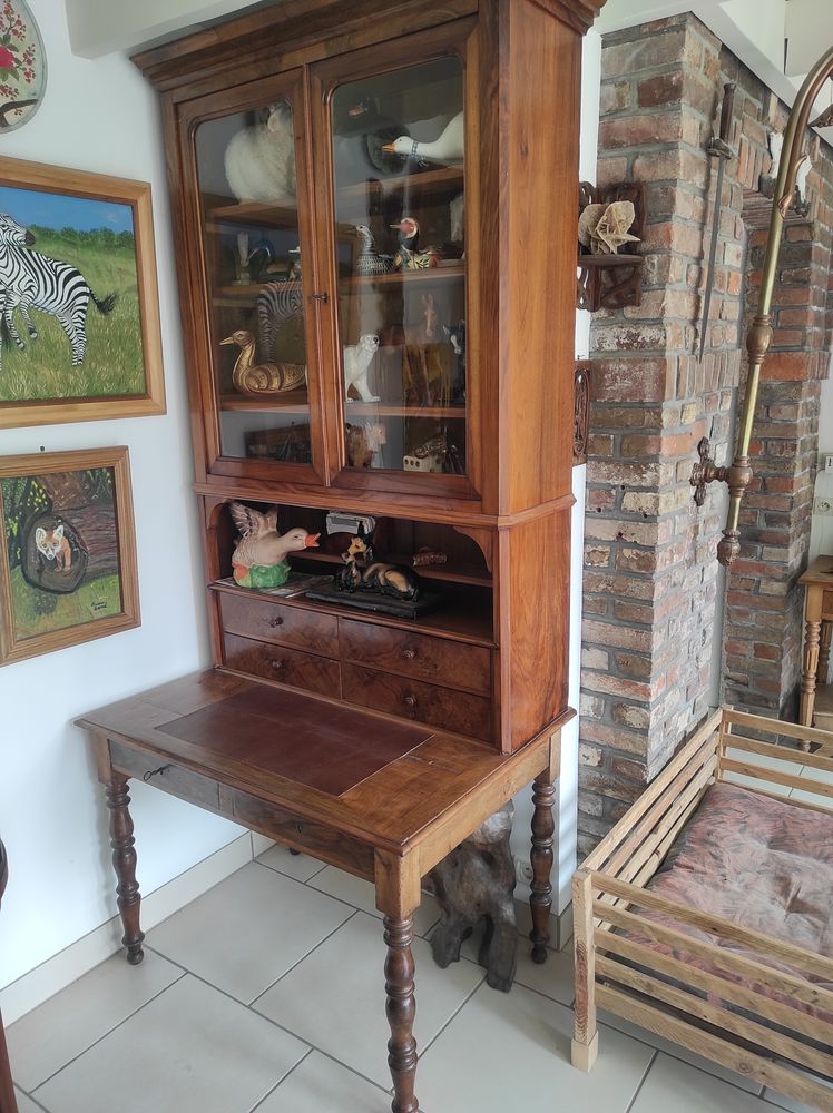 bureau vitrine en noyer 100 Quevauvillers (80)