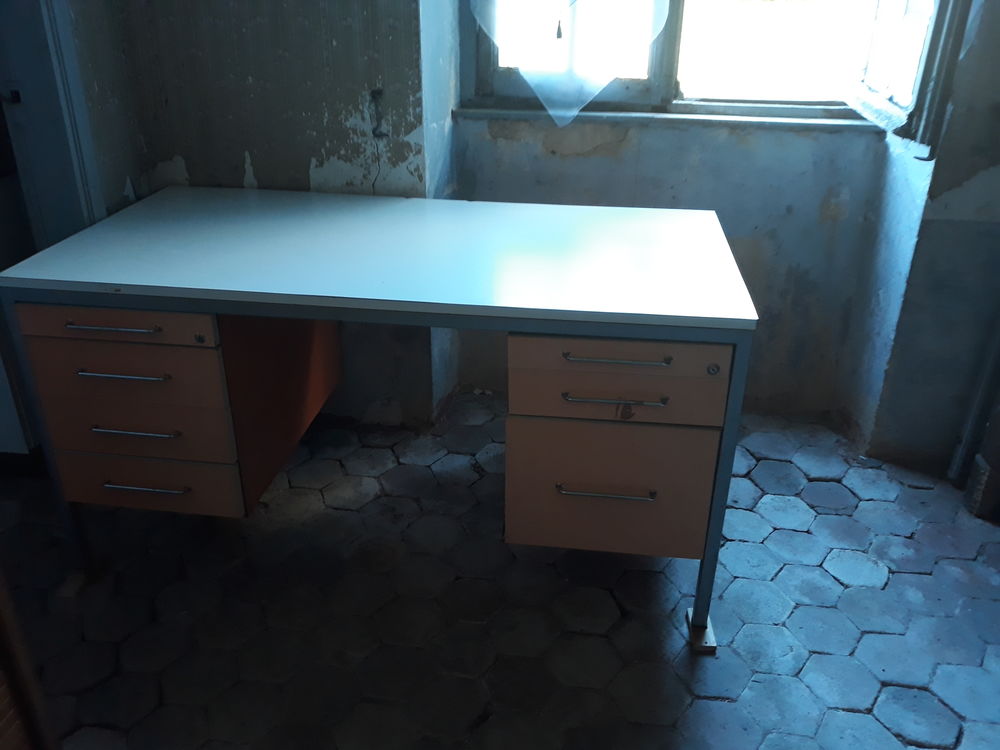 Bureau 30 Bussi�res-et-Pruns (63)