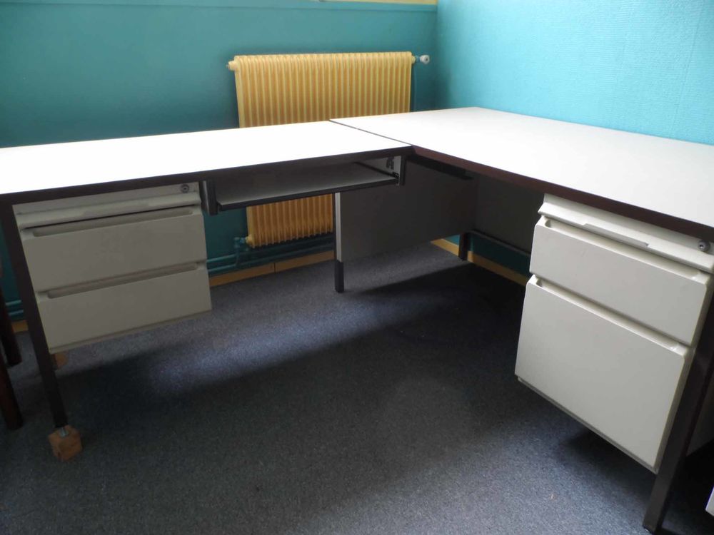 BUREAU 100 Fervaques (14)