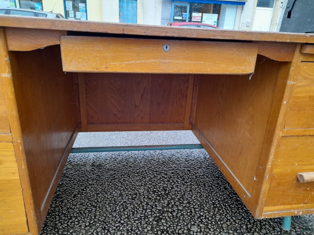 BUREAU 400 Marcigny (71)