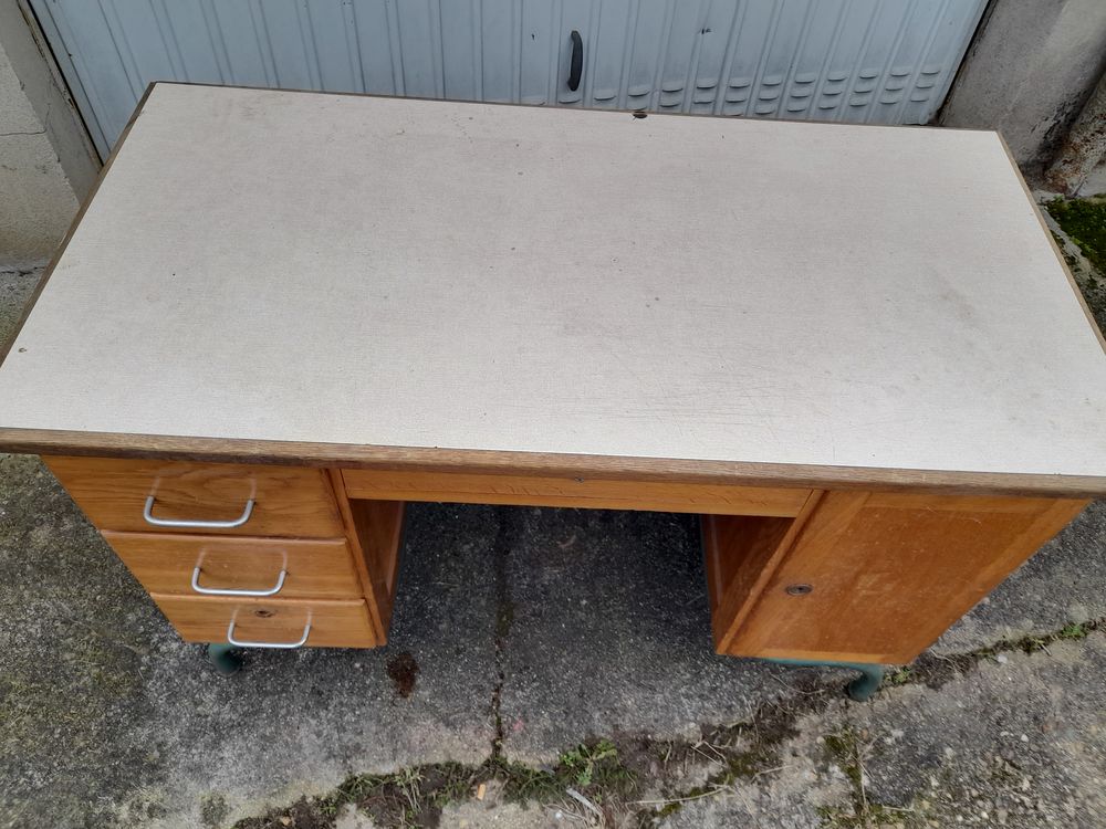 BUREAU 400 Marcigny (71)