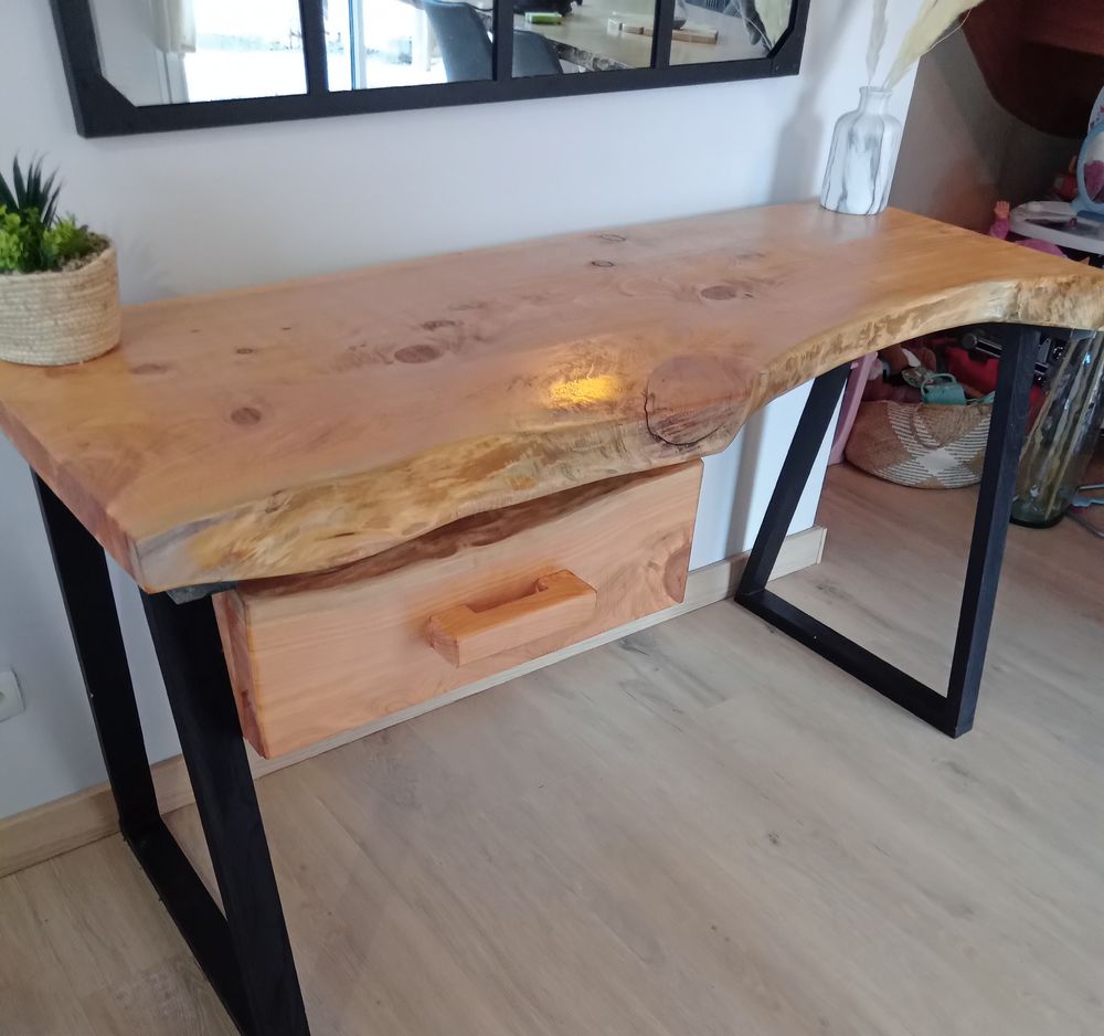 Bureau 220 Guingamp (22)