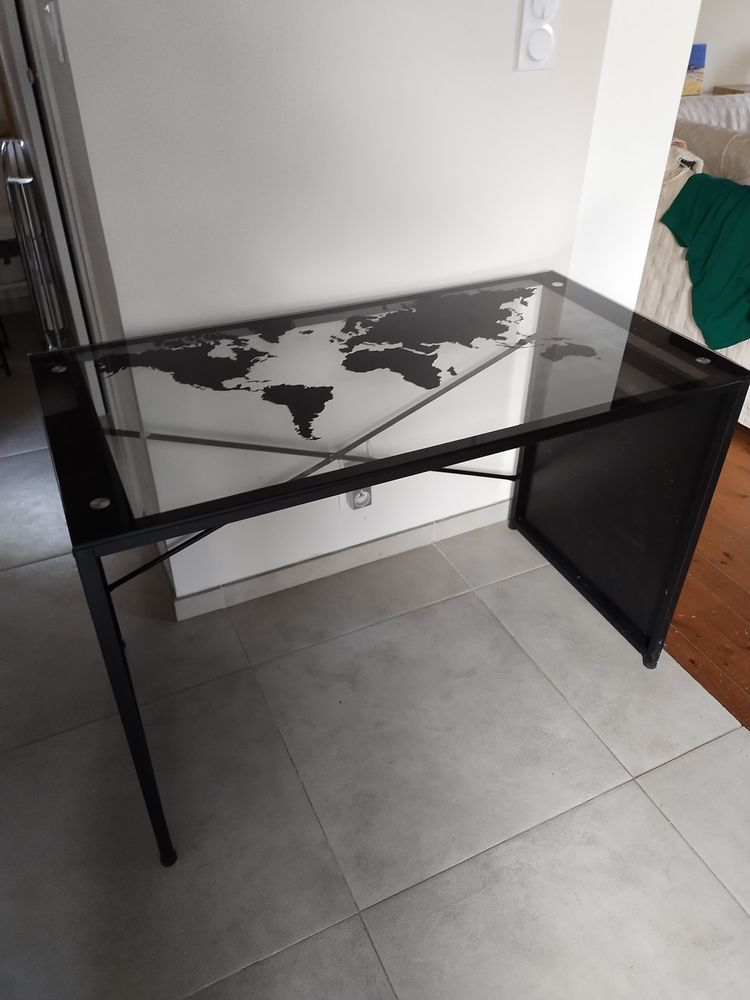 Bureau ADO 35 La R�orthe (85)