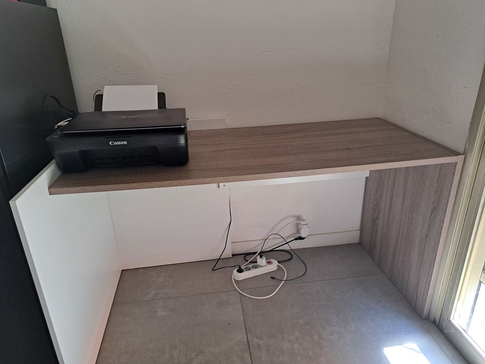 Bureau 55 Mandelieu-la-Napoule (06)