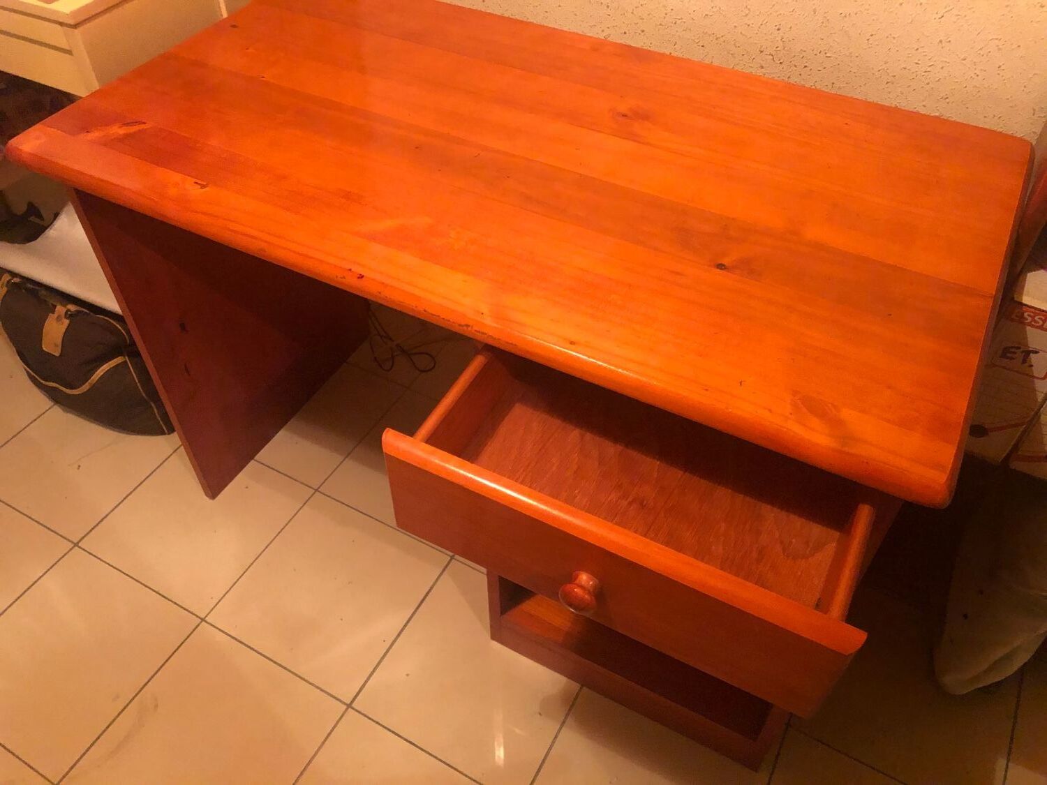 Bureau en pin 60 Pointe-�-Pitre (97)