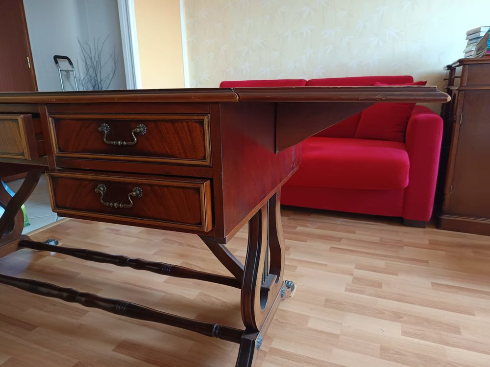 BUREAU 250 Vienne (38)