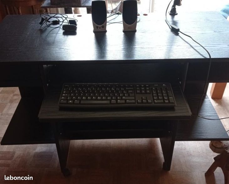 Bureau 50 Monein (64)