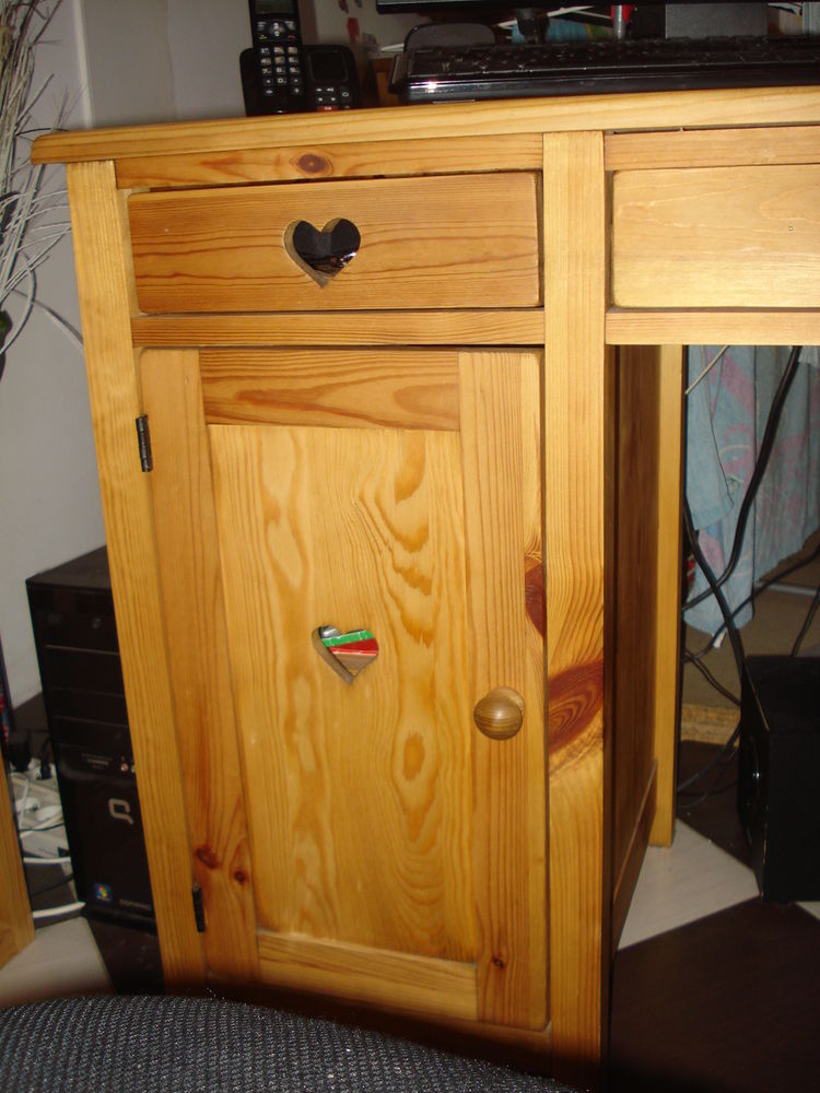 bureaux pin massif 120e tr�s solide 120 Desvres (62)