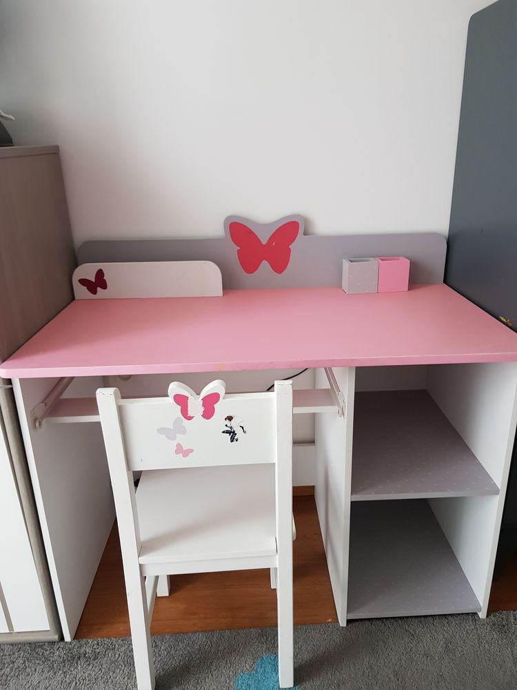 Bureu enfants Vertbaudet +chaise 45 D�cines-Charpieu (69)