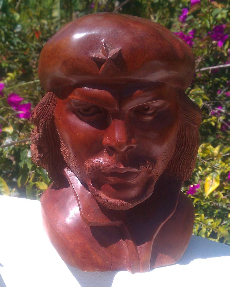 BUSTE CHE GUEVARA 490 Sainte-Anne (97)