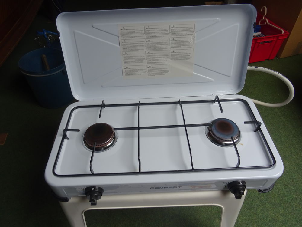 GAZ BUTANE DEUX FEUX 30 �tupes (25)