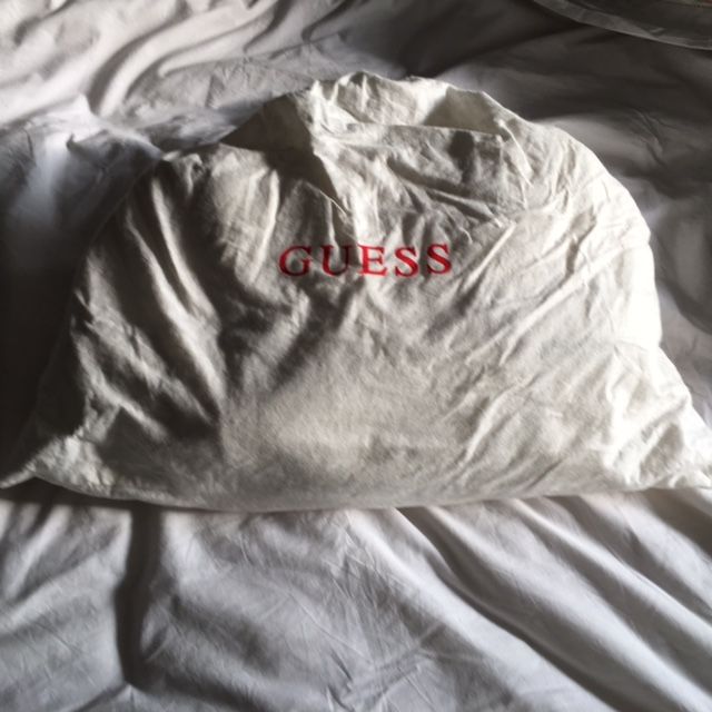 SAC CABAS blanc verni authentique GUESS 60 Paris 15 (75)