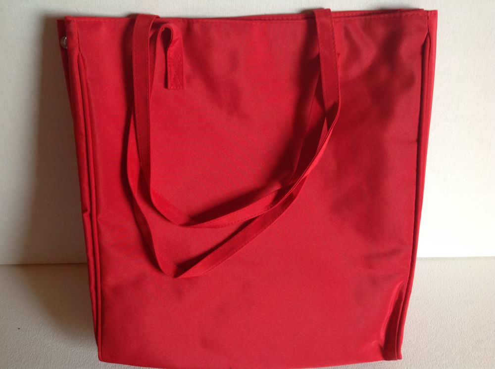 SAC CABAS ROUGE Envoi Possible
5 Tr�gunc (29)