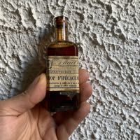 cabinet curiosit� labo m�decine vintage flacon pharmacie 90 Villeurbanne (69)