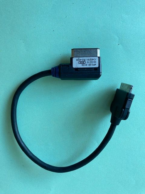 Câble adaptateur AMI (Audi Music Interface) pour Ipod 4 et p 15 Sainte-Anne (97)