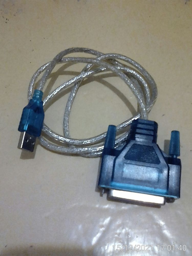 Cable adaptateur USB m�le vers DB25 femelle port parall�le 4 Cachan (94)