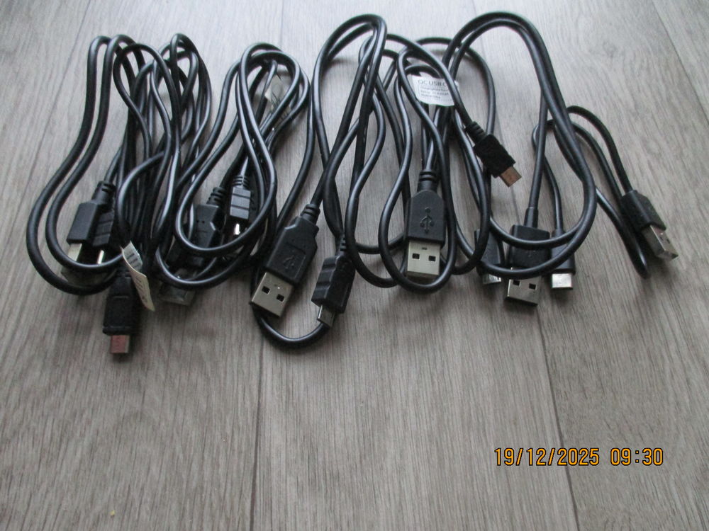 Cable de charge USB 5 Malz�ville (54)