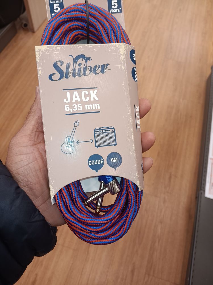 Cable Jack 6,35mm 6M  coud� marque Shiver 0 N�mes (30)