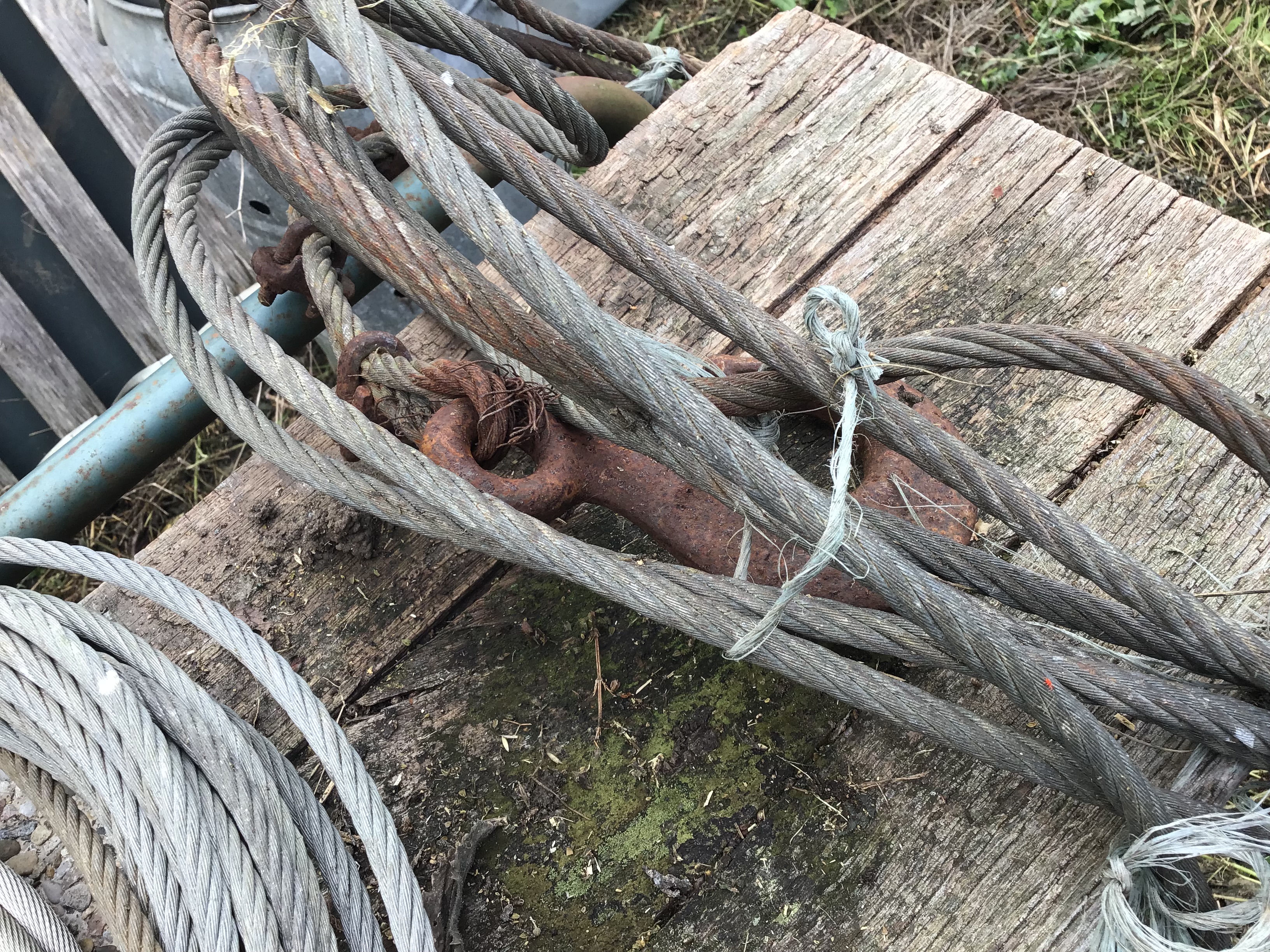 C�ble m�tal 50 Verneuil-sur-Avre (27)