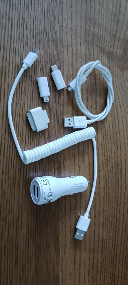 LOT DE CABLE USB 6 PIECES 5 Fr�vent (62)