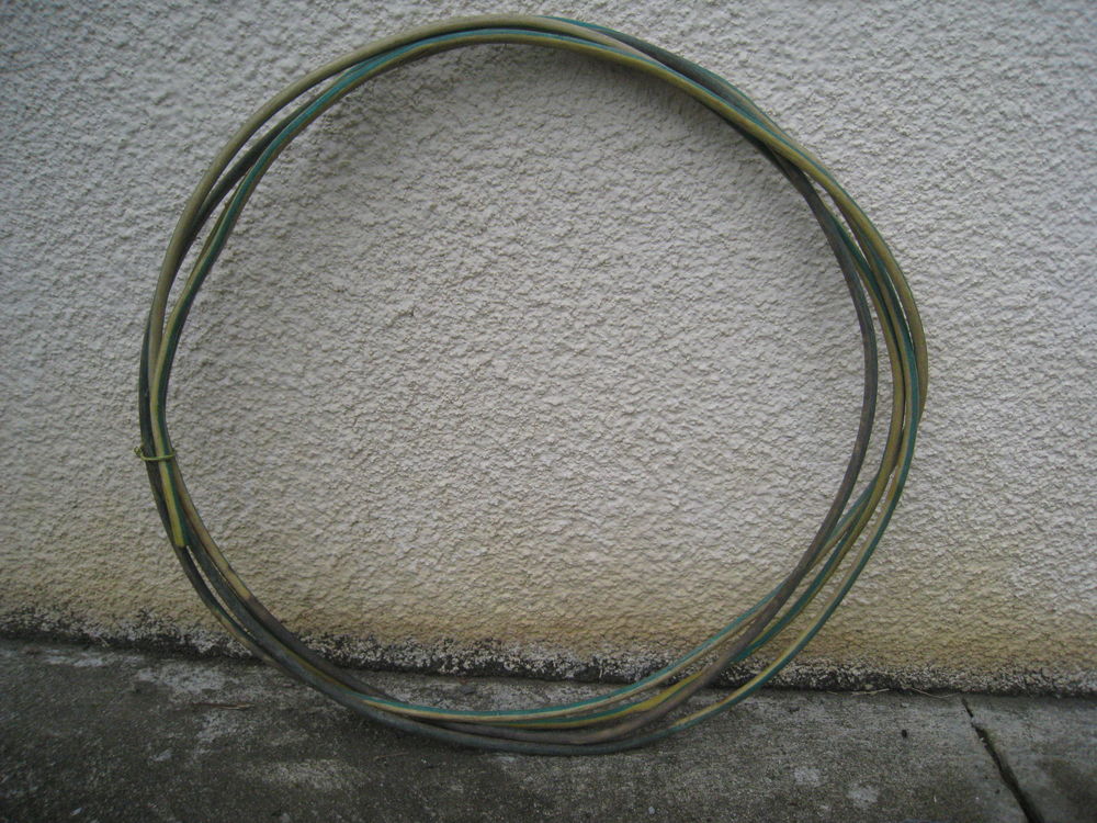 C�ble de terre gain� 16 Caz�res (31)