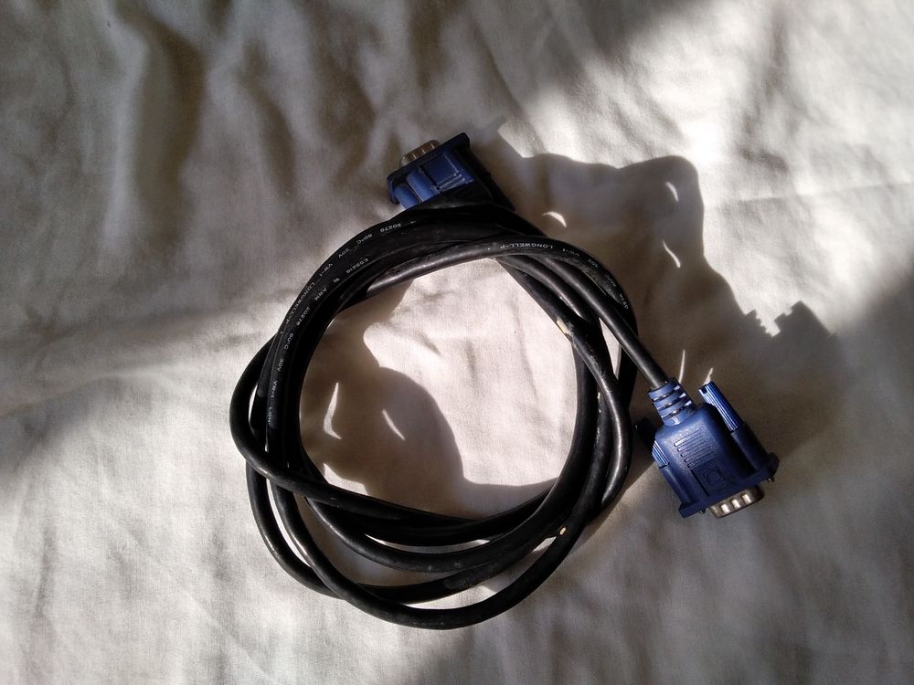 Cable VGA 5 Marseille 1 (13)
