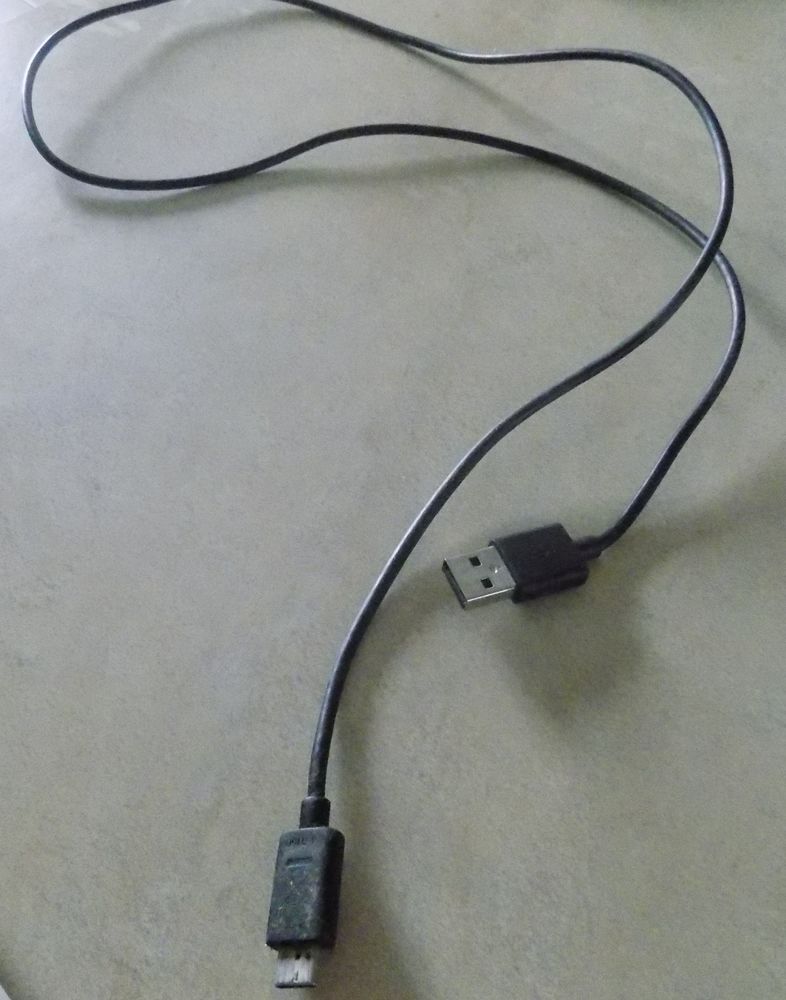 C�bles USB A-B 1 La Motte-d'Aveillans (38)