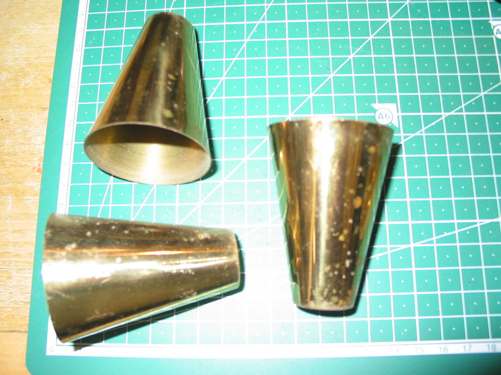 Lot de 3 cache douille pi�ces de lampe lustre luminaire vint 5 Marseille 13 (13)