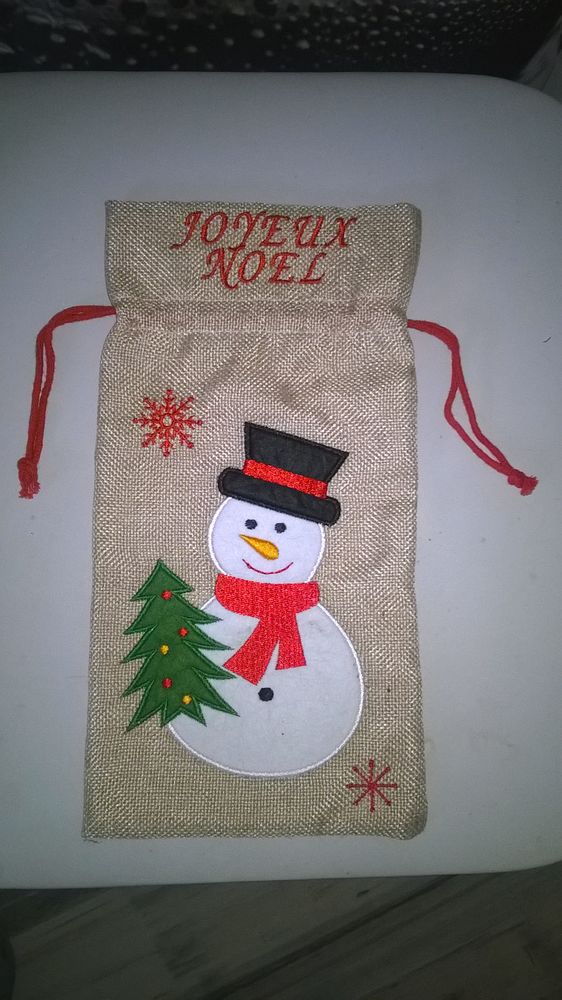 Sac � cadeau Noel  pour offrir
Neuf
Marque HELFRICH 5 Talange (57)