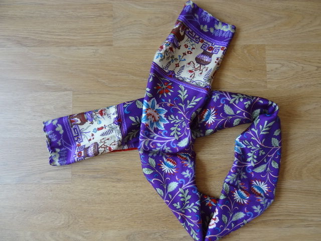 cadeau � offrir foulard / �charpe en soie NEUF 9 Caluire-et-Cuire (69)