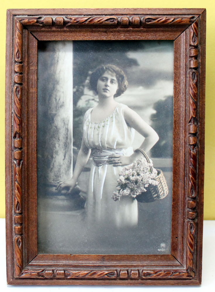 Cadre bois sculpt� carte postale 1900 18 Issy-les-Moulineaux (92)