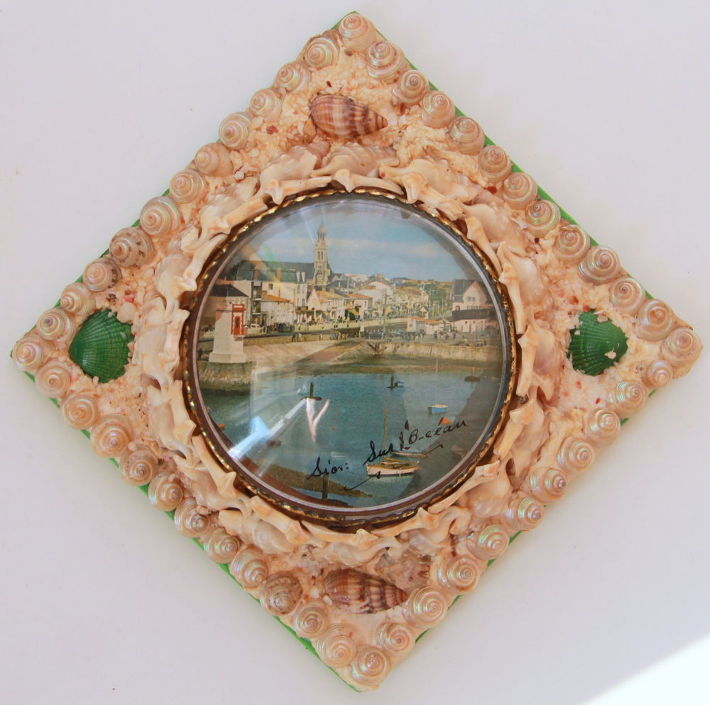 Cadre kitsch coquillages et verre bomb� SION sur L'OCEAN Ven 20 Issy-les-Moulineaux (92)