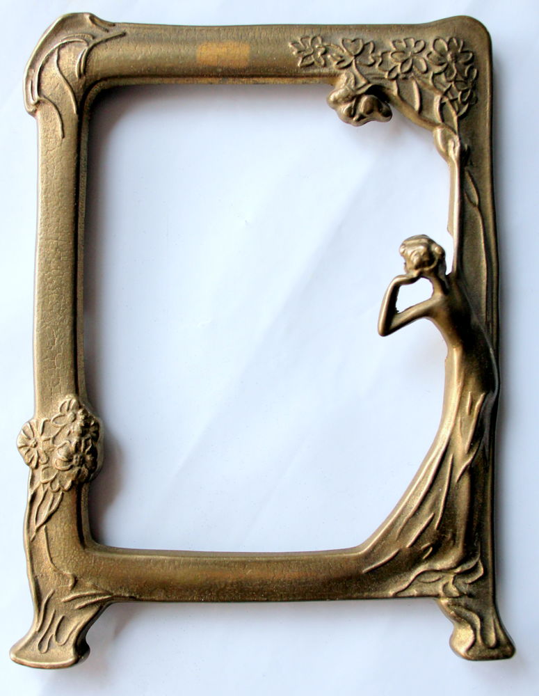 Cadre Art Nouveau en laiton 25 Issy-les-Moulineaux (92)