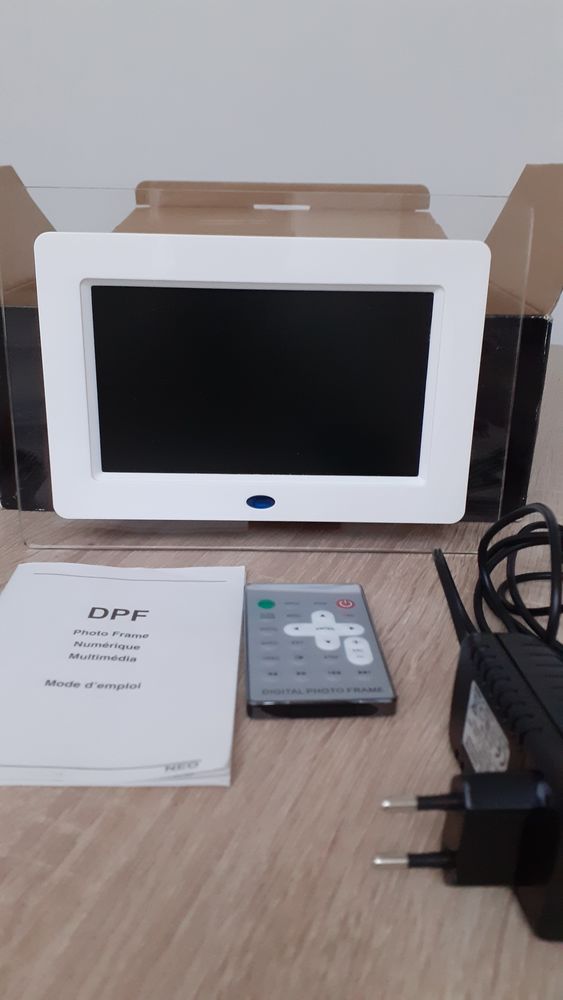 CADRE PHOTO NUMERIQUE
NEO EMOTION 7'' 20 Loos (59)