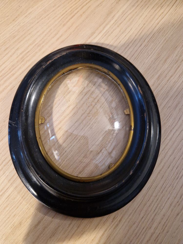 Cadre pour miniature - milieu du XX�me 70 Paris 19 (75)