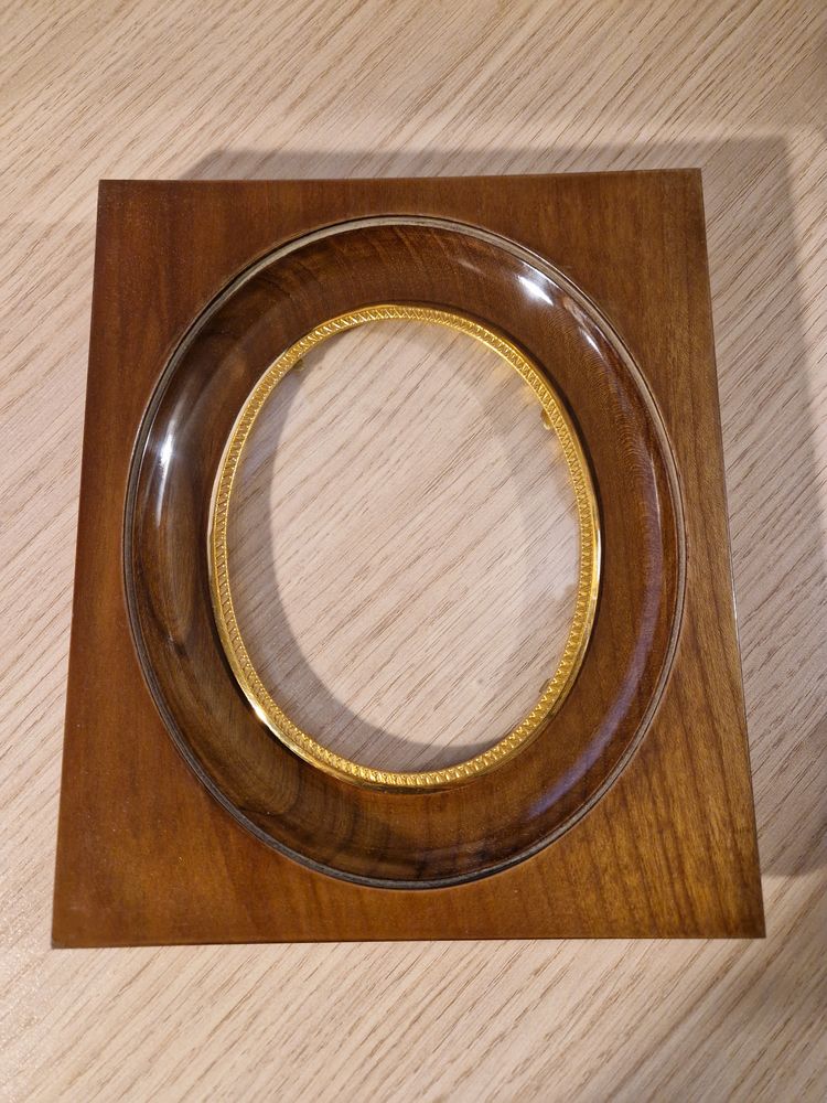 Cadre pour miniature - milieu du XX�me 45 Paris 19 (75)