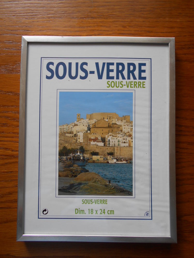 CADRE SOUS-VERRE 9 Dammarie-les-Lys (77)