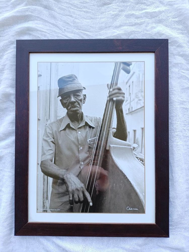 cadre sous verre   �musicien cubain contrebasse�  5 V�lizy-Villacoublay (78)