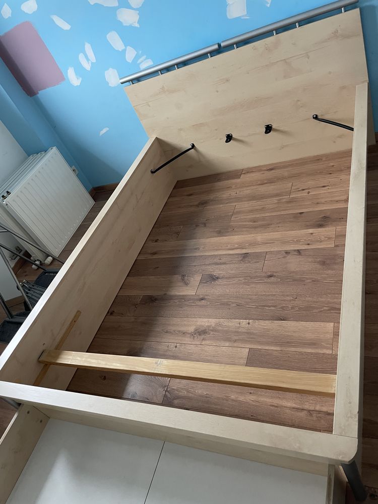 Cadre de lit 40 Seynod (74)