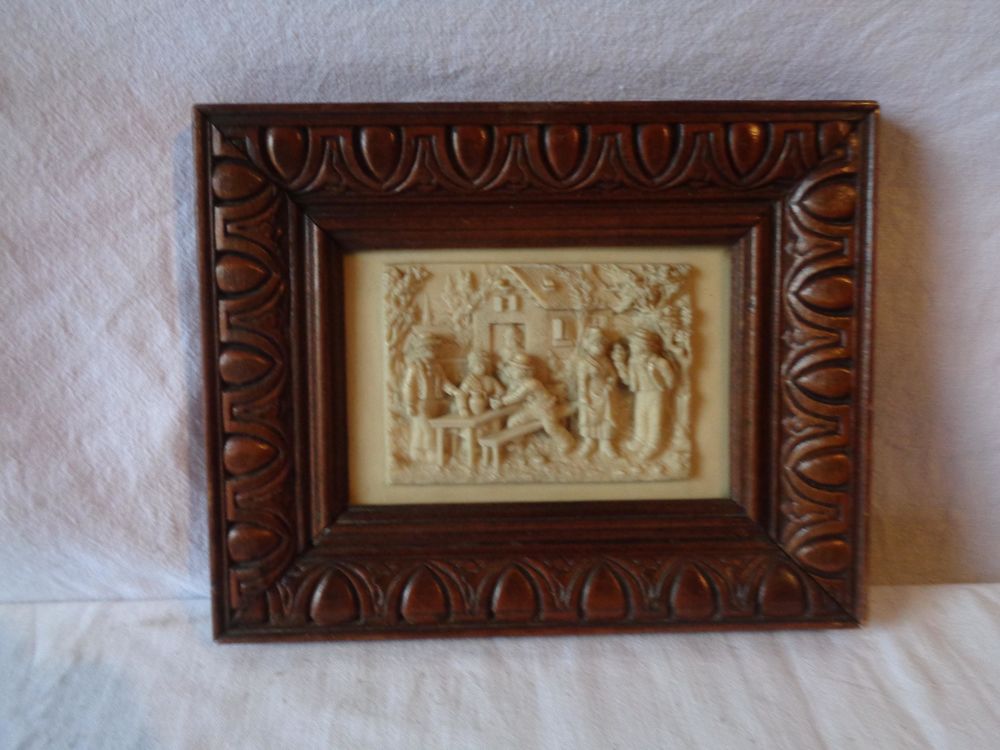 cadres anciens en relief 35 Villecomtal (12)