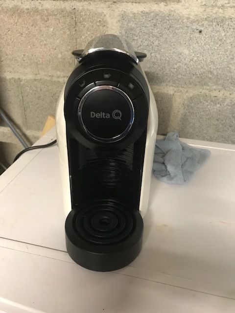 cafeti�re DELTA.ENCORE DANS  SON EMBALLAGE.cafeti�re CAPSULE 40 Saint-Hippolyte (66)